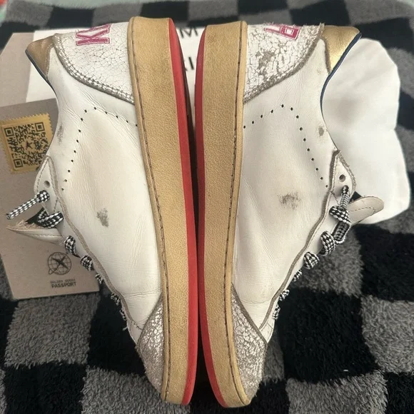 Golden Goose BallStar Sneakers with Gold Star and red bottoms size 37 - Picture 2 of 12